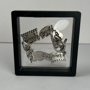 Marcie USA Pewter Affirmation Charm Bracelet Faith Love Believe Laugh Toggle